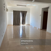 Below market, spacious unit at 420,000 only yet so close to KL city.