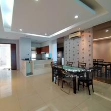 Tastefully Renovated and Furnished unit