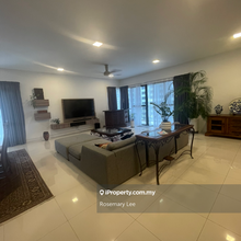 Spacious unit 