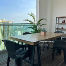 Full Furnish 1090sf 3 room 2 bath, High airy only flr with Sky Garden