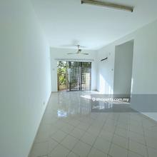 Puchong Seri Meranti Apartment, Puchong Hartamas, 1carpark