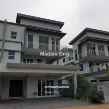 Semi-D house for Sale