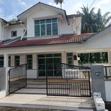 Freehold 2 Tingkat Rumah Semi-D Cantik (30x70) Taman Desa Manjung 