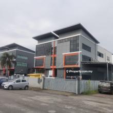 2.5 storey Semi D Factory, vacant with cf 