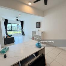 Cheapest One Foresta, 900 Sqft, Low Floor, 2cp, Full Reno & Furnish