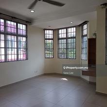 Saujana Akasia Bungalow for rent Partly furnished 