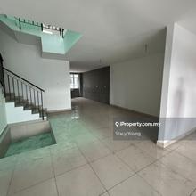 Super cheap freehold brand new 3sty terrace 