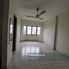 Apartment 3 Bilik 2 minit ke Stesyen LRT Damansara Damai