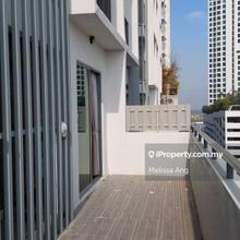 Garden Unit with huge balcony - Fully Furnished Dual Key