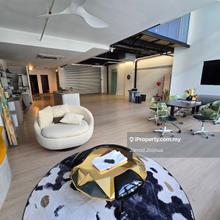 Emhub furnished flexible workspace - with many owner provided perks