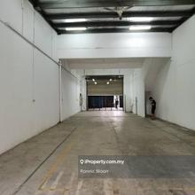 Corner Lot 2 Storey Link Factory at Sungai Buloh For Rent