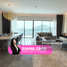 Gorgeously renovated high floor unit with astounding seaviews
