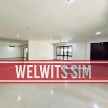 Well Renovated l Unfurnished l Near To Market l Huge Land 