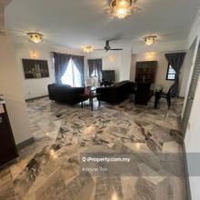 Resort style condominium walking distance to amenities