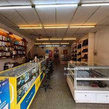 Facing main road ground floor shop nearby Rhb Bank Port Klang