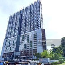 Freehold Service Apartment - Ayuman Suites, Gombak