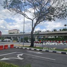 Limited lot along Jalan Kepong main road!