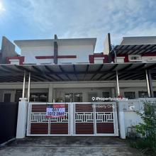 Double Storey 20x70 House For Sale in Bandar Springhill 