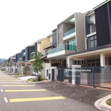 Terrace house for Sale