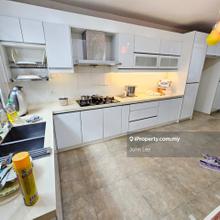 Good Condition & Reno 2.5 storey House Taman Putra Impiana Puchong 