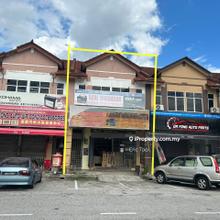 Seri Iskandar shop lot for sales-Facing Main Road