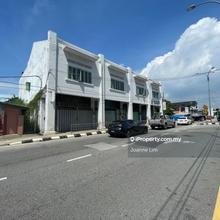 Mainroad 4 adjoining Shoplot with commercial warehouse at Gajah Berang