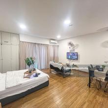 Fully furnished Symphony Tower with balcony wifi car park