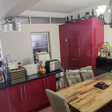 3-storey Townhouse For Sale with 2 Living Areas
