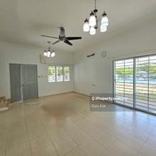 Corner, Extra 40ft Side Land 