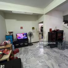 2sty Terrace House Usj 6 subang jaya 