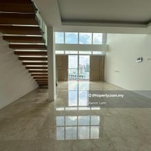 Stylish Duplex Unit at The Manhattan Brand New