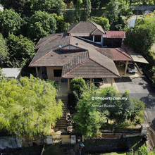 Spacious 1.5 Storey Bungalow Taman Melati Sungai Kantan Kajang