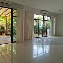 Semi-D house for Sale