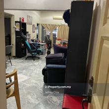 Desa Petaling Vantage Point Condo Mid Floor Hot Sale Reduced Price Now
