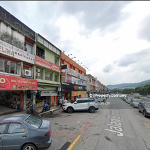 Super Cheap 3 Storey Shop For Rent in Ampang 