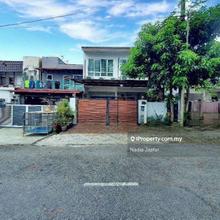 Fully renovated. Extended front and back. 20x75