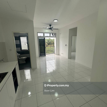Camellia Residence/ Seri Austin/ 3bed 2bath/ Renovated/ Cheapest