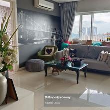 Gorgeous spacious condo with unblocked view!