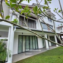Denai Alam Cornerlot Ivy Terrace  3 Storey For Sale 