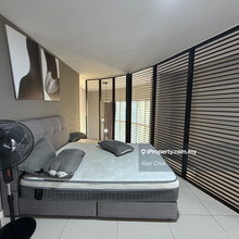 M tower soho corner actual unit with high floor renovated
