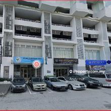 Maxim Citylights Facing Mainroad Space For rent Suitable for Kiosk