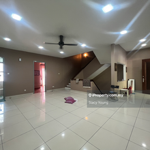 Super cheap renovated 3sty superlink