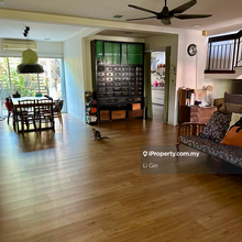 Cheap! Bright. Must view. Ss5. Big land size. Renovated. Move in ready