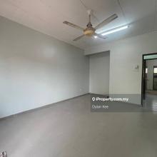 Permas Jaya / 2 Storey Terrace 22x70 / Partial Furnished