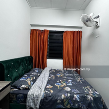 Taman Ungku Tun Aminah Deluxe Room (Fully Furnished & Air Corn) Rent