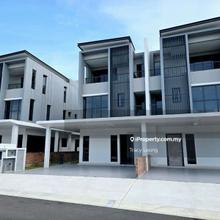 Doorstep Convenience Amenities, G&G, Accessibility, Ambiance, Peaceful