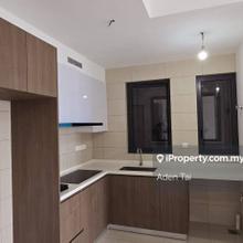 Velocity two, 2 rooms, non-bumi lot, high floor, near MRT