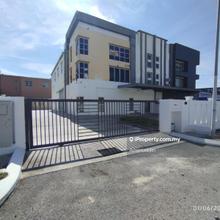 2.5 Storey Semi D Factory at Taman Industri Selesa Jaya Seri Kembangan