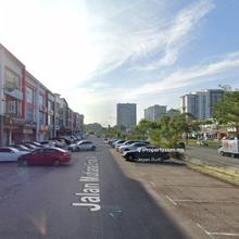 Taman Mount Austin, Shoplot