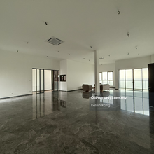 Senibong cove biggest penthouse unit for sale 
